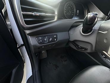 Hyundai: Hyundai Ioniq: 2019 г., 1.6 л, Автомат, Гибрид, Седан — 10