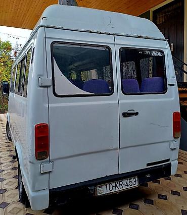 2107 satışı: Mercedes-Benz 208D mikroavtobus - Kuzov: uzun və yüksək tavanlı, ağ — 7