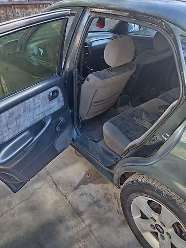 арзан матиз 1: Mazda 626: 2000 г., 1.8 л, Кол менен иштөөчү, Бензин, Седан — 8