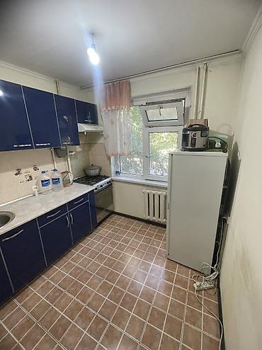 квартира 8 мик: 2 комнаты, 44 м², 8 мкр 104 серия, 2 этаж, Косметический ремонт — 4