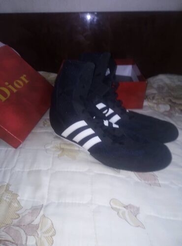 кимано мизуно: Борцовки Adidas (высокие) - Цвет: черный с белыми тремя полосами -