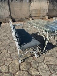 гирлянды цена бишкек: Кафе үчүн үстөл, Колдонулган, Тик бурчтуу, Өзү алып кетүү, Акылуу жеткирүү