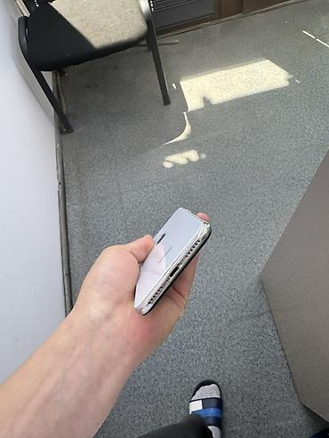 Apple iPhone: IPhone X, 64 ГБ 100%АКБ Без царапин и сколов Из минусов нету Фейса и — 8