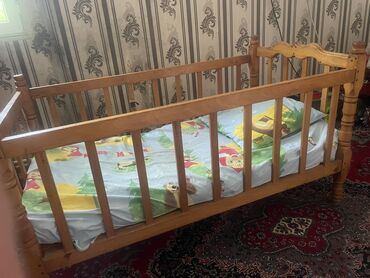 Mebel: Oğlan və qız üçün, Beşik, Yellənmə mexanizmsiz