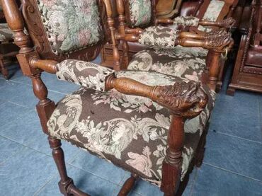 Stilske fotelje: Fotelje u odlicnom stanju rucni rad duborez. Cena po komadu — 8