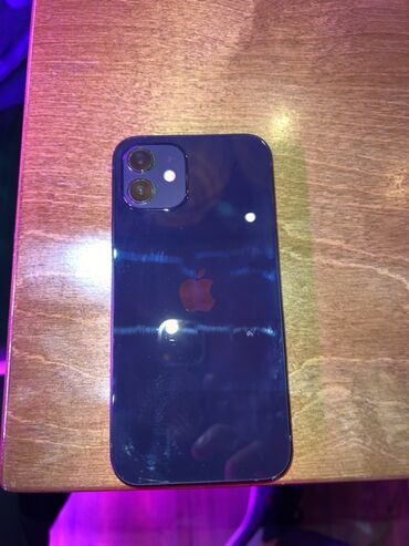 кейс для пк: IPhone 12, Колдонулган, 64 ГБ, Көк, 80 %
