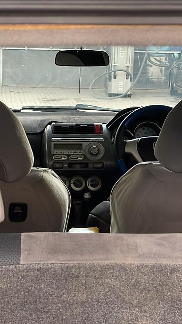 Honda: Honda Fit: 2005 г. — 6