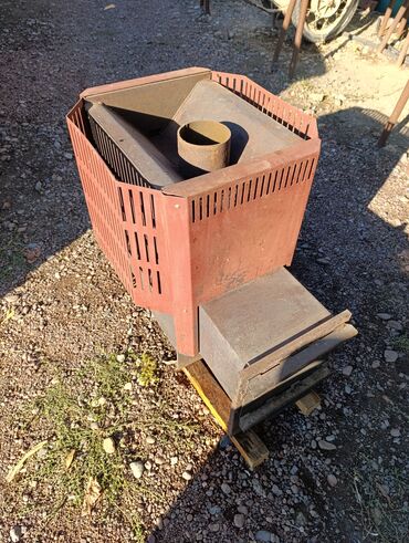 сдаю в аренду сауну: Металлическая печь-буржуйка б/у для сауны. Производство Россия. -