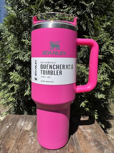 Стаканы: Термокружка Stanley😍😍😍 Объем 1,18л и 0,8л Все цвета в наличии Держит — 21