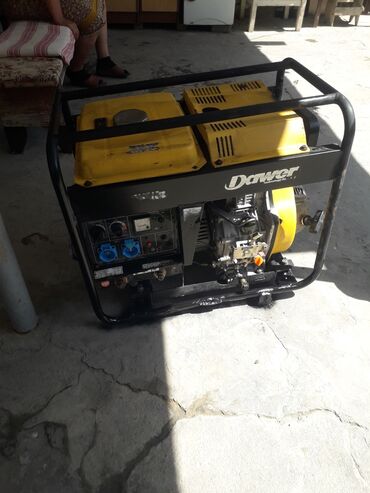 işlənmiş su bakları: Dizel sak 5.5 6 klovat hem generator hem svarka aparatidir hecbir