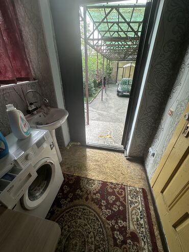 Откатные ворота: Продается дом из жжоного кирпича 3 комнатная и 2 времянки огород сад — 15