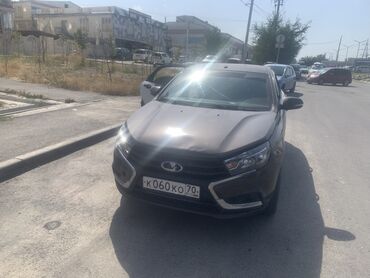 продаю или меняю с доплатой мне: ВАЗ (ЛАДА) Vesta: 2016 г., 1.6 л, Механика, Газ, Седан
