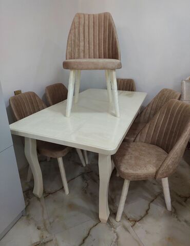 Masa və oturacaq dəstləri: Qonaq otağı üçün, Yeni, Açılan masa, Kvadrat masa, 6 stul, Belarusiya