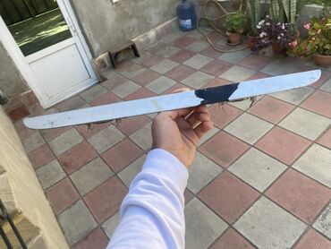 Avtomobil nömrələri üçün aksesuarlar: Məhsul: Mercedes-Benz arxa nömrə işıqları olan xrom dekor-trim paneli