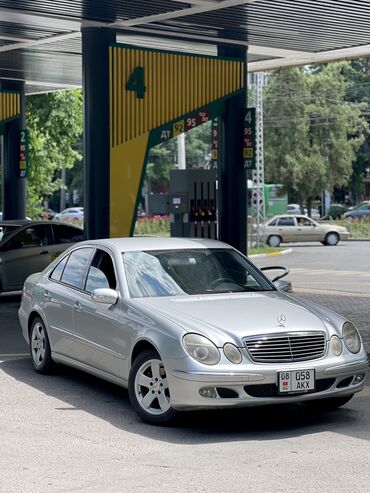 х трел: Mercedes-Benz E 260: 2003 г., 2.6 л, Автомат, Бензин, Седан