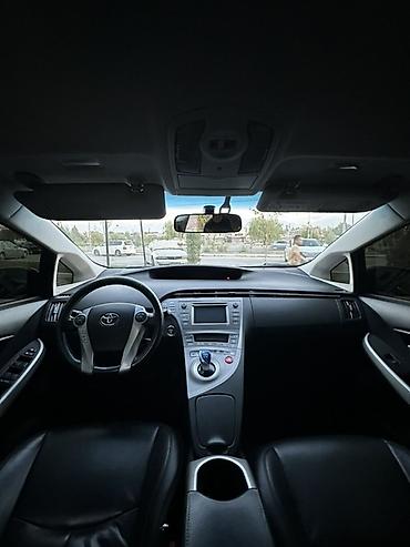 highlander 2017: Toyota Prius: 2013 г., 1.8 л, Вариатор, Гибрид, Хэтчбэк — 6