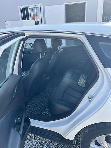 електро мобиль автомобиля: Buick : 2023 г., Автомат, Электромобиль, Универсал — 6
