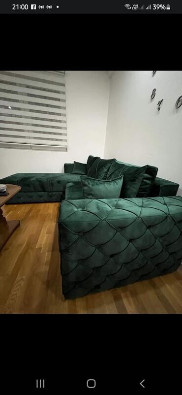 Ugaone garniture: Garniture čest. 270× 180 zicano. Jezgro razvlace se za spavanje — 14