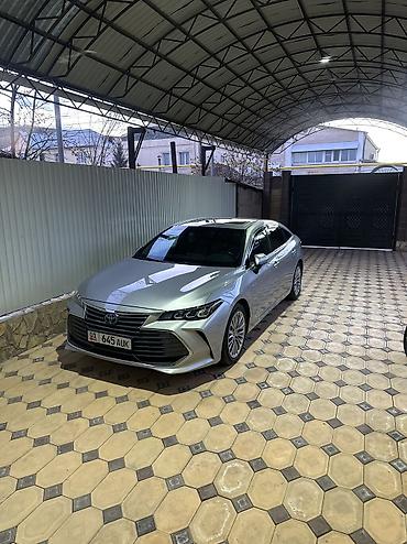 Toyota: Toyota Avalon: 2020 г., 2.5 л, Вариатор, Гибрид, Седан — 2