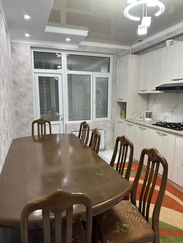 купить квартиру с первоначальным взносом: 2 бөлмө, Кыймылсыз мүлк агенттиги, Чогуу жашоосу жок, Толугу менен эмереги бар, Жарым -жартылай эмереги бар