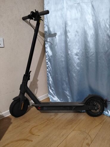segway skuter qiymetleri: Skuter tezedi.1200 man alinib 430satilir.tam islek veziyetde