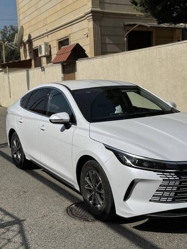 BYD: BYD Destroyer 05: 1.5 l | 2024 il 9598 km Sedan — 6