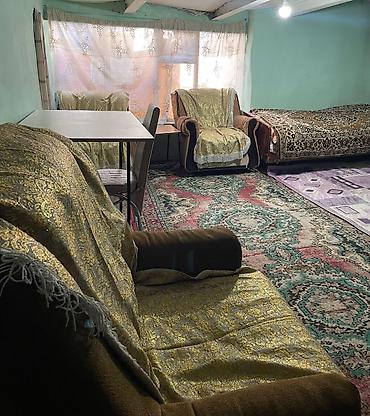 studio ev: Ev Elmlər və Nizami metrosuna yaxınlığında yerləşir. Həyət evidir su — 2
