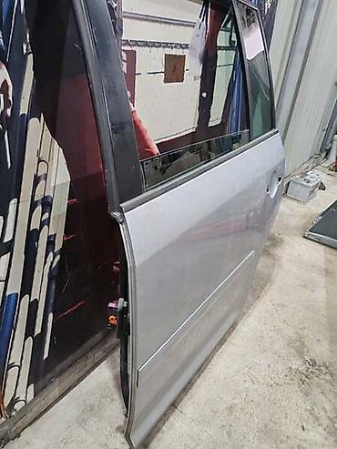 a4 b6: ZADNJA LEVA VRATA ZA VOLKSWAGEN TOURAN OD 2003. DO 2009. GOD. | — 4