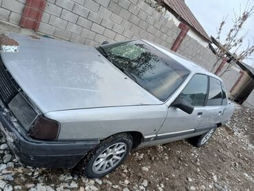 Audi: Audi 100: 1989 г., 2.2 л, Механика, Бензин, Седан