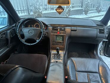 Mercedes-Benz: Mercedes-Benz E-Class: 1998 г., 3.2 л, Автомат, Бензин, Седан — 5