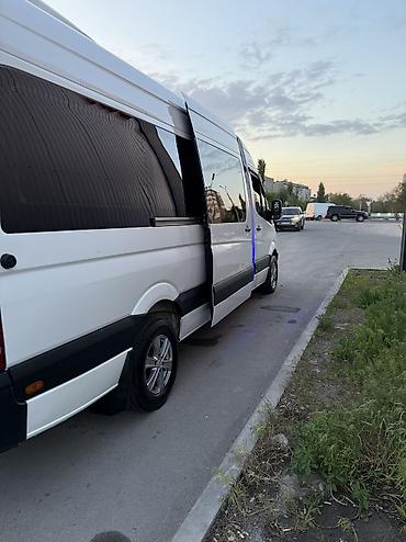w210 e320: Премиум-микроавтобус Mercedes-Benz Sprinter (высокая крыша) — — 5