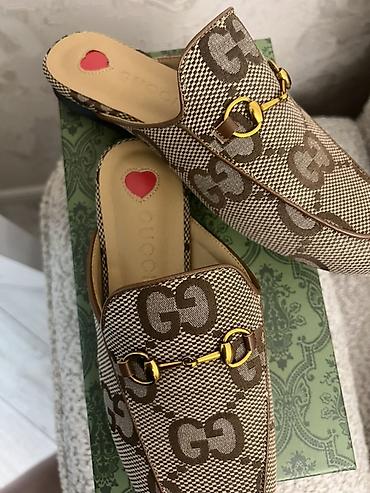 gucci ayaqqabı: Gucci qadın loafer-tərzi babetlər - Model: Gucci Horsebit — 2