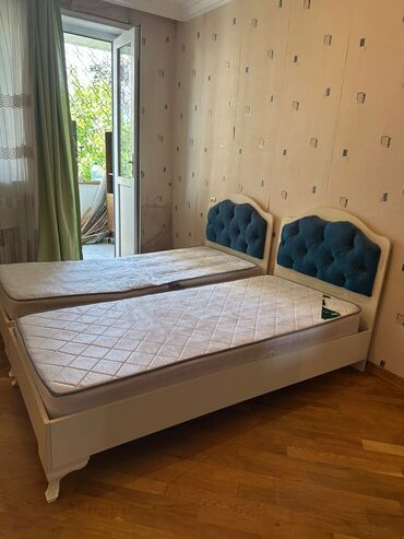 Çarpayılar: Təknəfərlik çarpayı, Bazasız, Matras ilə, Siyirməsiz