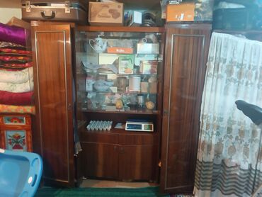 шкаф для ванной комнаты: Кийим салуучу шкаф, Түз