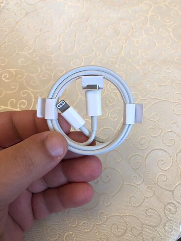 кабель hdmi vga: Kabel Apple, İşıqlandırma, Yeni