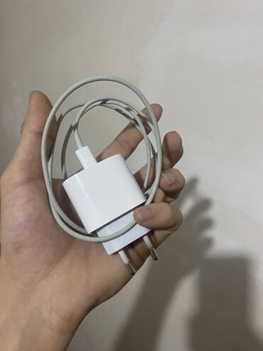 Apple iPhone: IPhone 11, 128 GB, Ağ, Face ID — 3