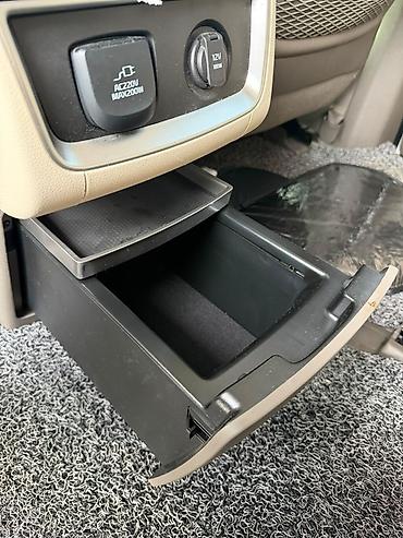 Kia: Kia Carnival: 2022 г., Минивэн — 49