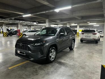 Honda: Toyota RAV4: 2021 г., 2.5 л, Автомат, Бензин, Внедорожник