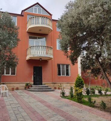 Digər kommersiya daşınmaz əmlakı: Xətai rayonu naxcivanskiy uciliseye yaxin obyekt,6 otaqli baxca kimi — 24