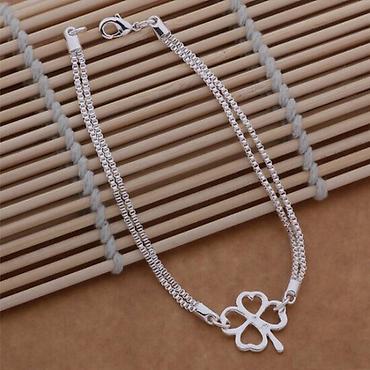 versace chain: Srebrna narukvica sa priveskom deteline – žig 925. - Materijal — 2