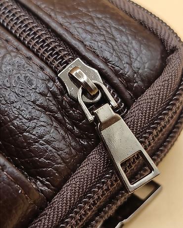 torbe marc jacobs: Muška kožna torbica preko ramena – kompaktna i organizovana - — 2