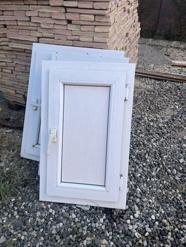 pencere ucun setka: Ağ rəngli plastik pəncərə çərçivələri (PVC). - Ölçü: təxmini kiçik