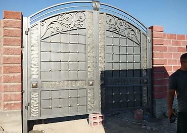 Распашные ворота: Кованные ворота из металла - Тип: распашные уличные ворота с — 6