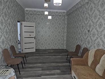 Uzunmüddətli kirayə mənzillər: Mənzil 12 mərtəbəli binanın 3 cü mərtəbəsində yerləşir. Yeni binadır — 6