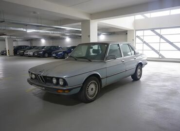 BMW: BMW 520: 1977 г., 2.5 л, Механика, Бензин, Седан — 2