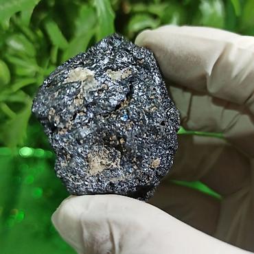 Qiymətli daşlar: Metalik Təbii Daşlar Satılır | Nadir Parlaq Mineral Daşlar | Orijinal — 21