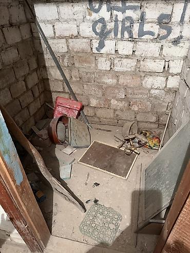 магазин инструментов: Помещение-кладовая/хозблок в кирпичном исполнении. - Кирпичные стены — 3