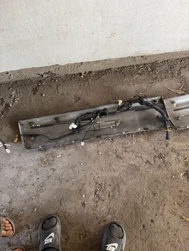 Двери и комплектующие: Дверь Передняя правая Subaru, Б/у, Оригинал at lalafo.kg — 19 Двери и комплектующие: Дверь Передняя правая Subaru, Б/у, Оригинал — 19