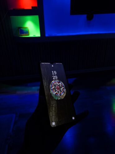 Samsung: Samsung Galaxy A13, 4 GB, rəng - Qara, Qırıq — 2