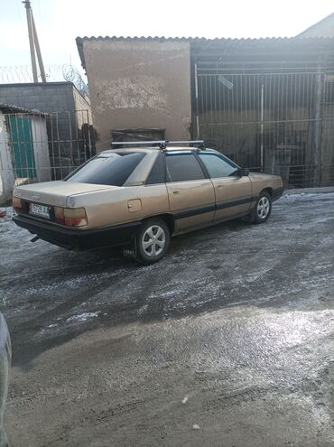 Продажа авто: Audi 100: 1988 г., 2 л, Механика, Бензин